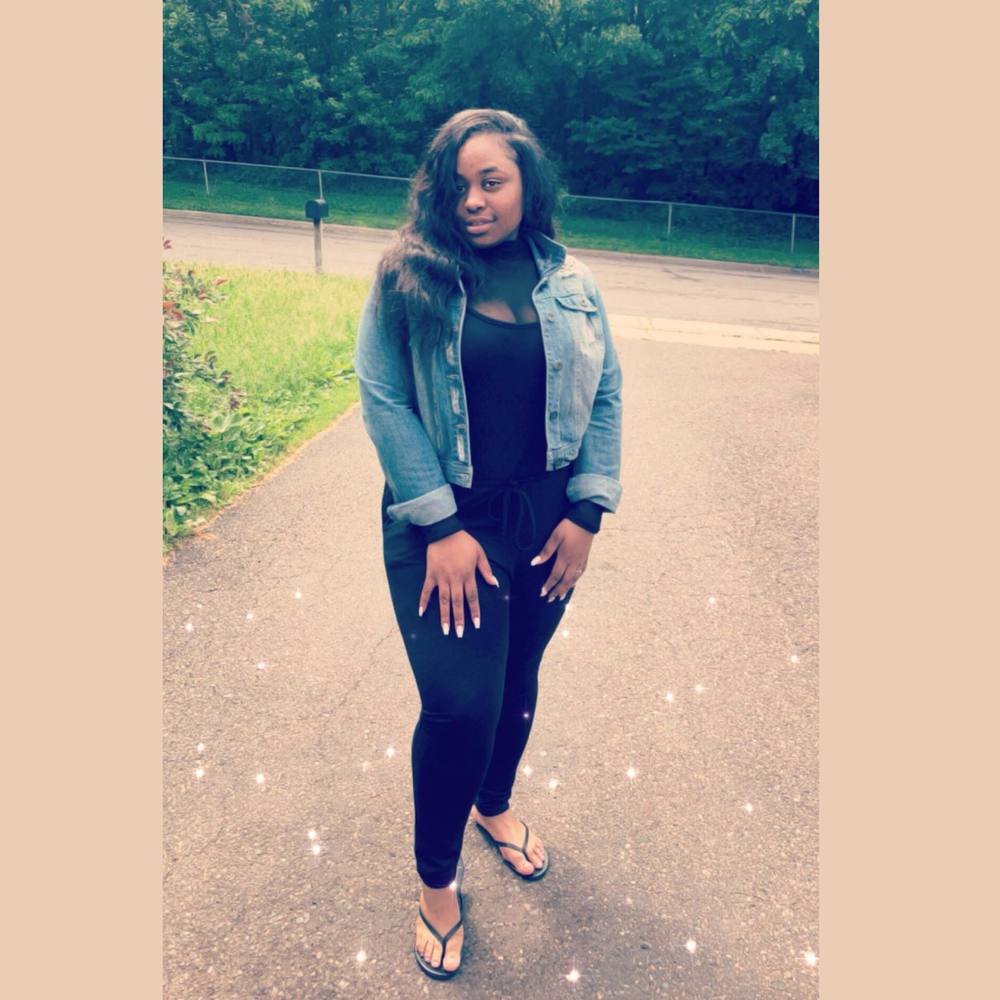 Meet your Posher, Shakirya